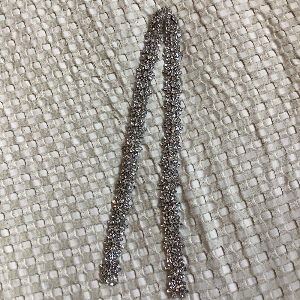 🆕 One Yard Rhinestone Wedding Dress Appliqué Belt Design - Picture 4 of 11
